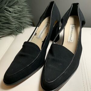 COPY - Expression Cut Out Mid Block heel Pumps
